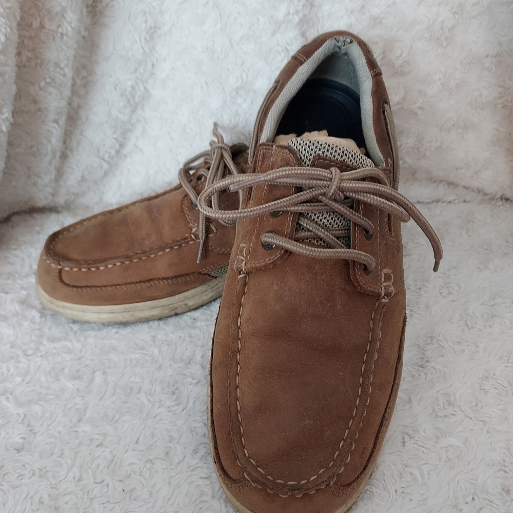 Dockers Brown leather Beacon Boat Shoes 9.5 Preppy Casual Nautical Outdoor
